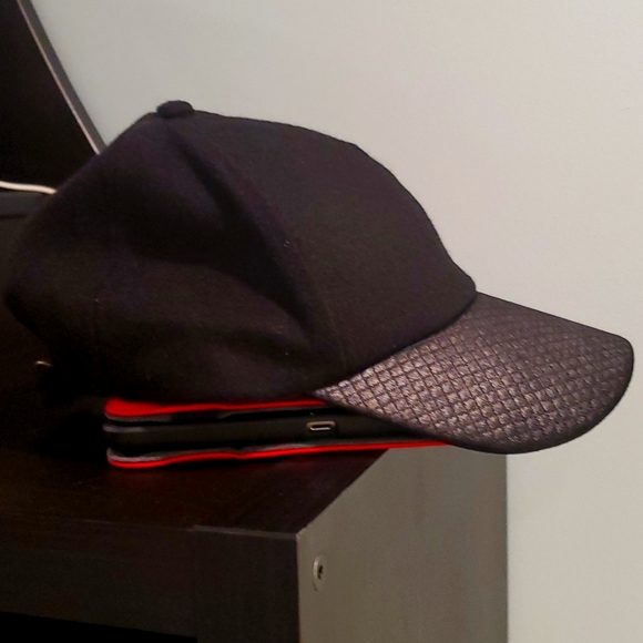 Vince Camuto baseball hat - Picture 4 of 7